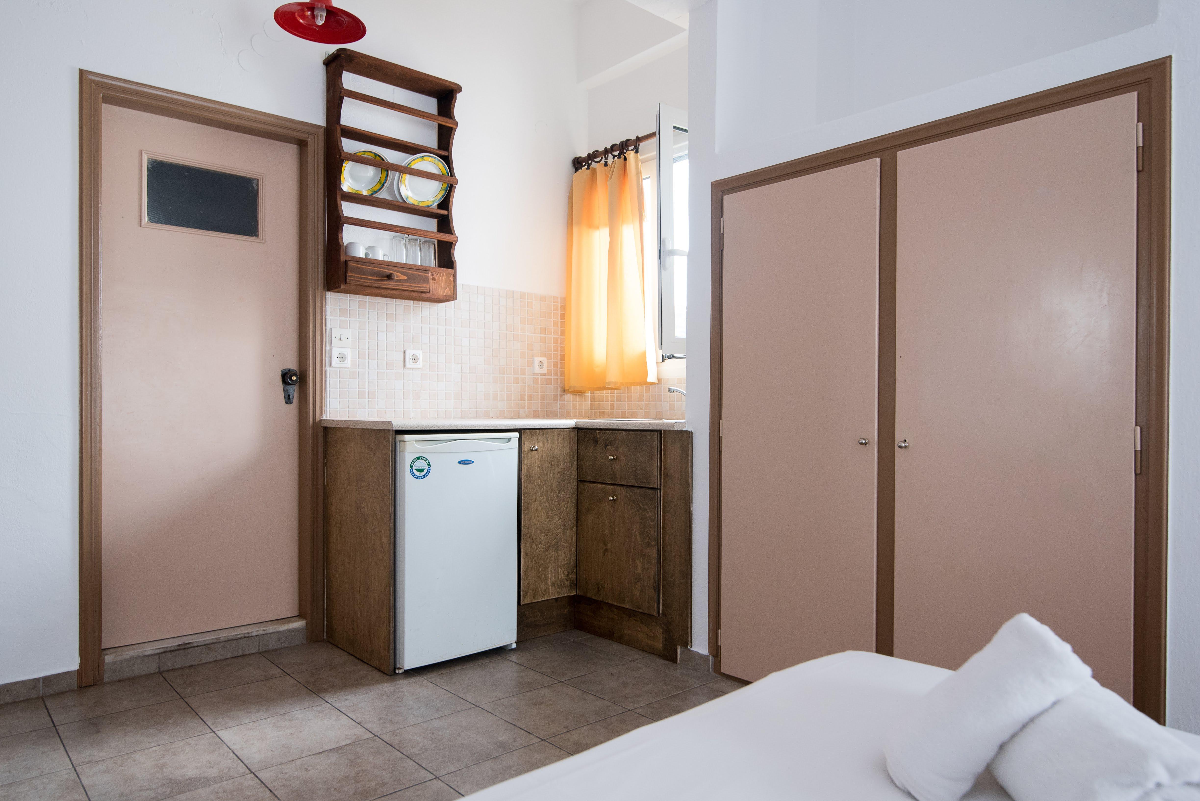 Ibiscus Hotel Malia エクステリア 写真
