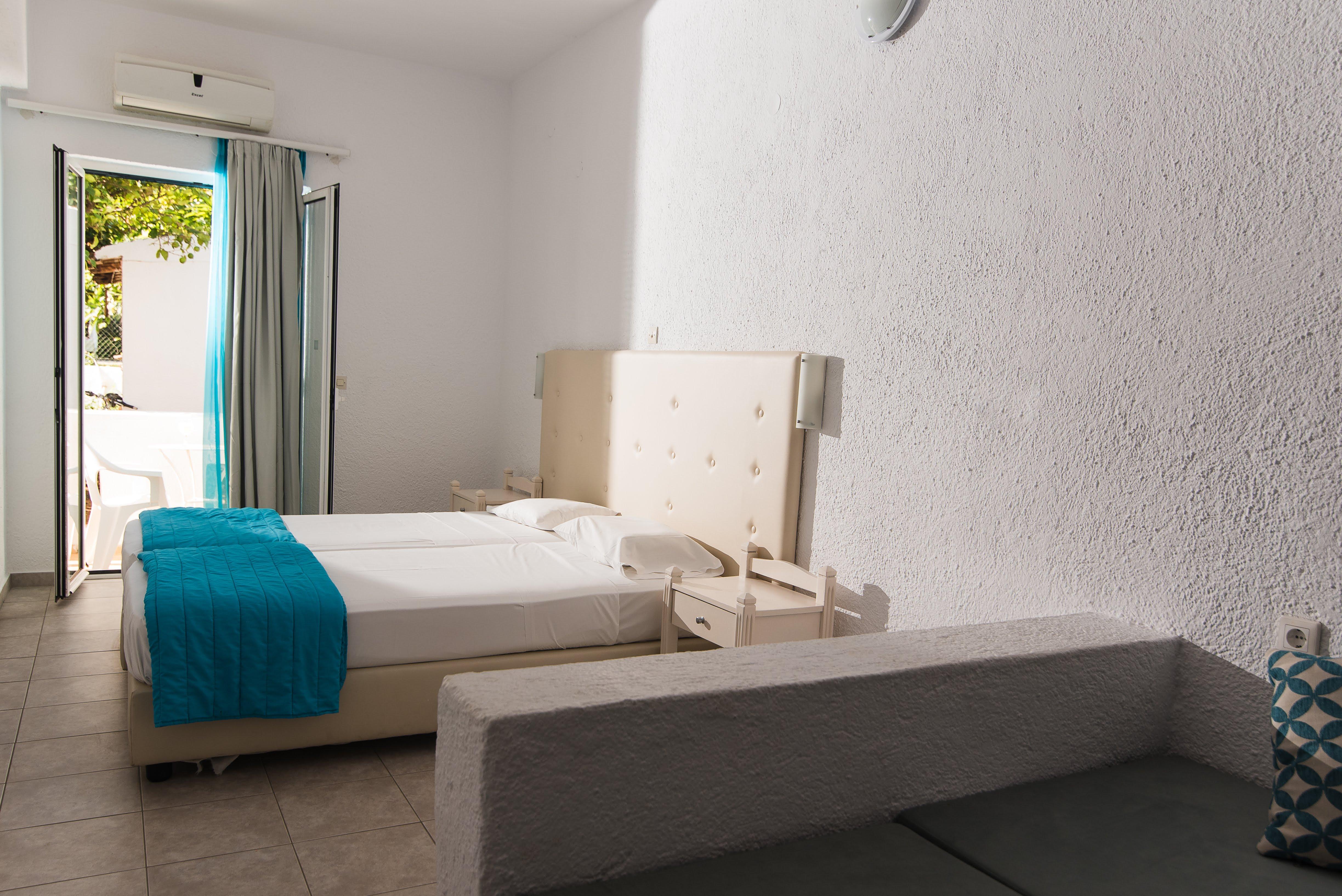 Ibiscus Hotel Malia エクステリア 写真