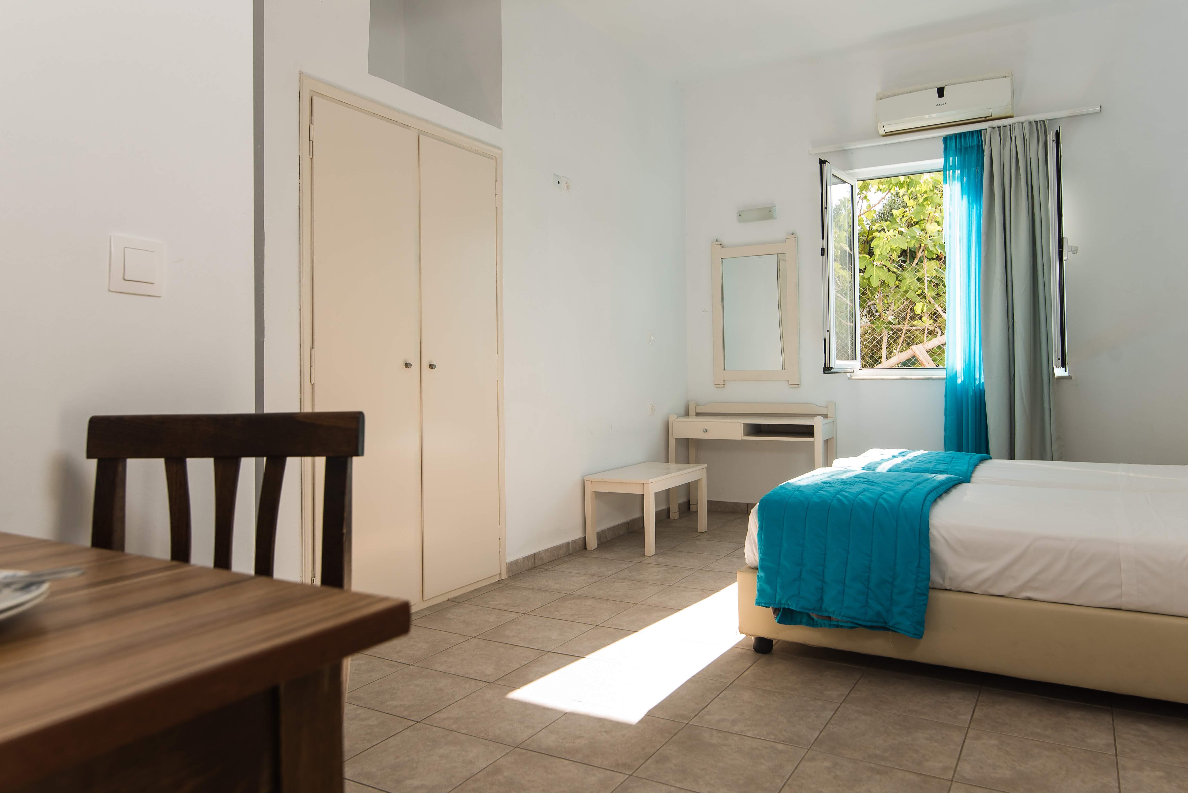 Ibiscus Hotel Malia エクステリア 写真