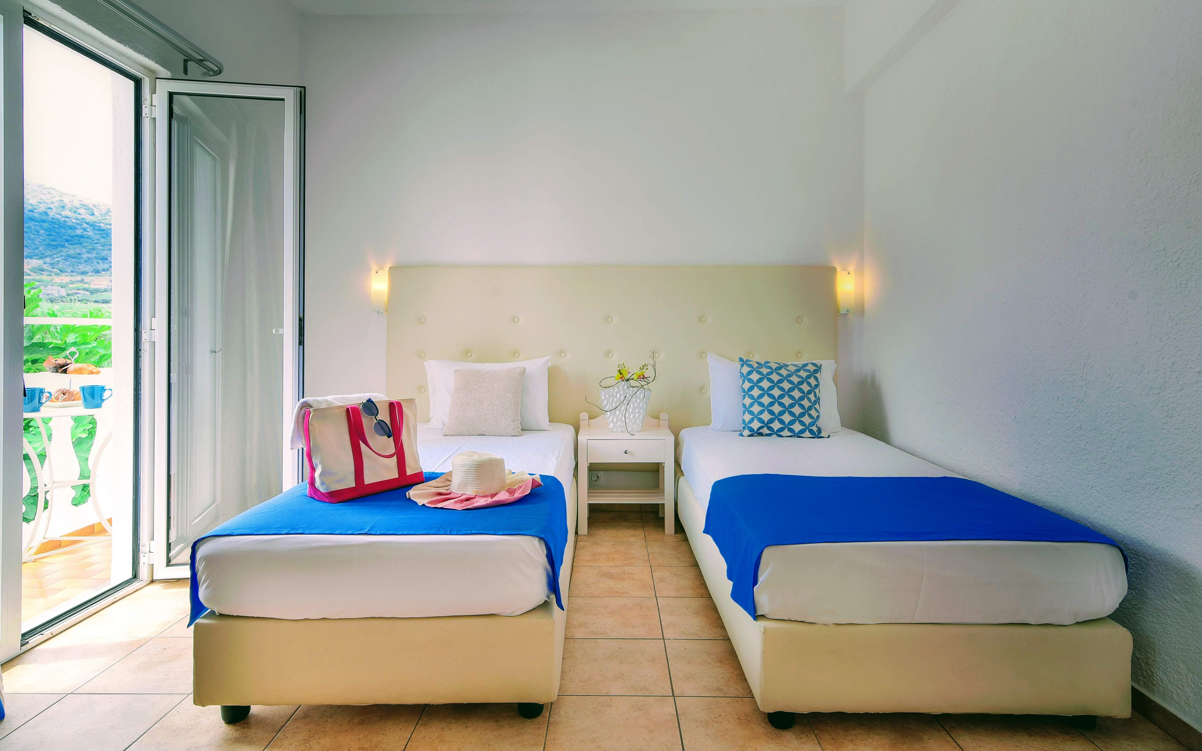 Ibiscus Hotel Malia エクステリア 写真