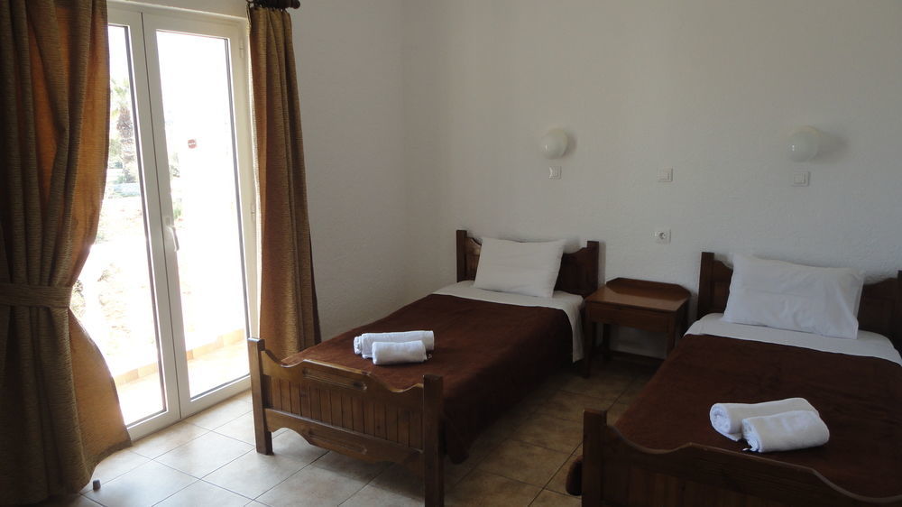 Ibiscus Hotel Malia エクステリア 写真