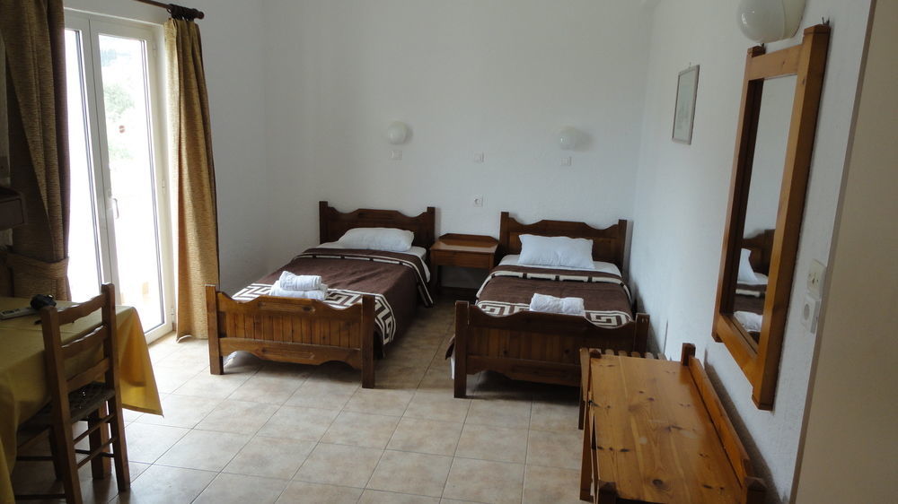 Ibiscus Hotel Malia エクステリア 写真
