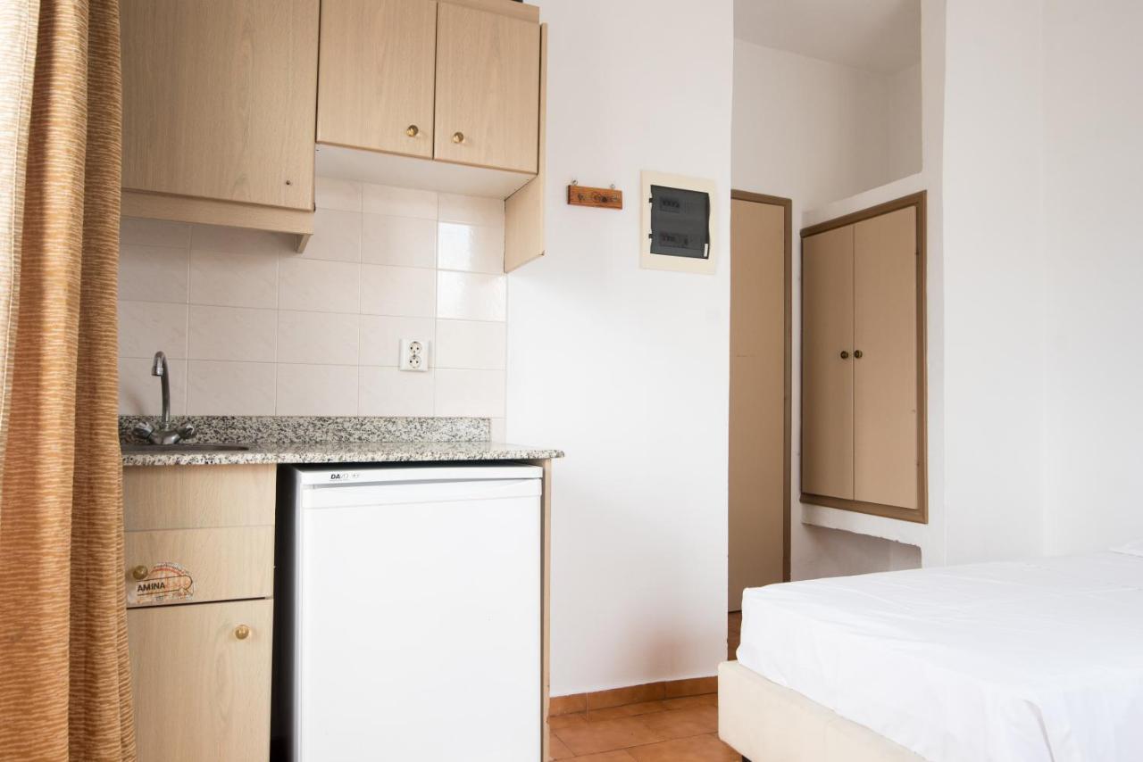 Ibiscus Hotel Malia エクステリア 写真