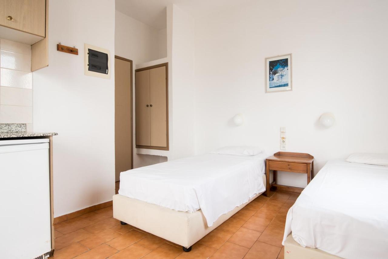Ibiscus Hotel Malia エクステリア 写真